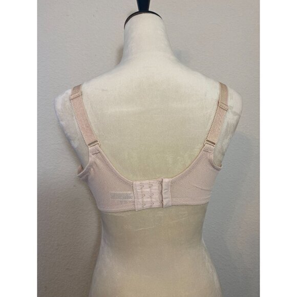 Louisa Bracq Paris Women's Underwire Blush Pink Lace Bra Size 32 H - Picture 3 of 7